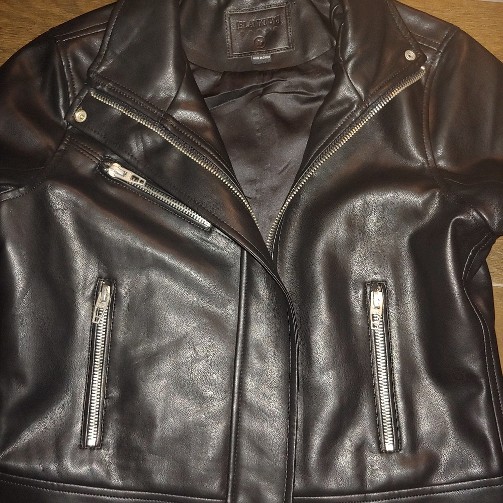 Motorcycle Jacket - Picture 2 of 3